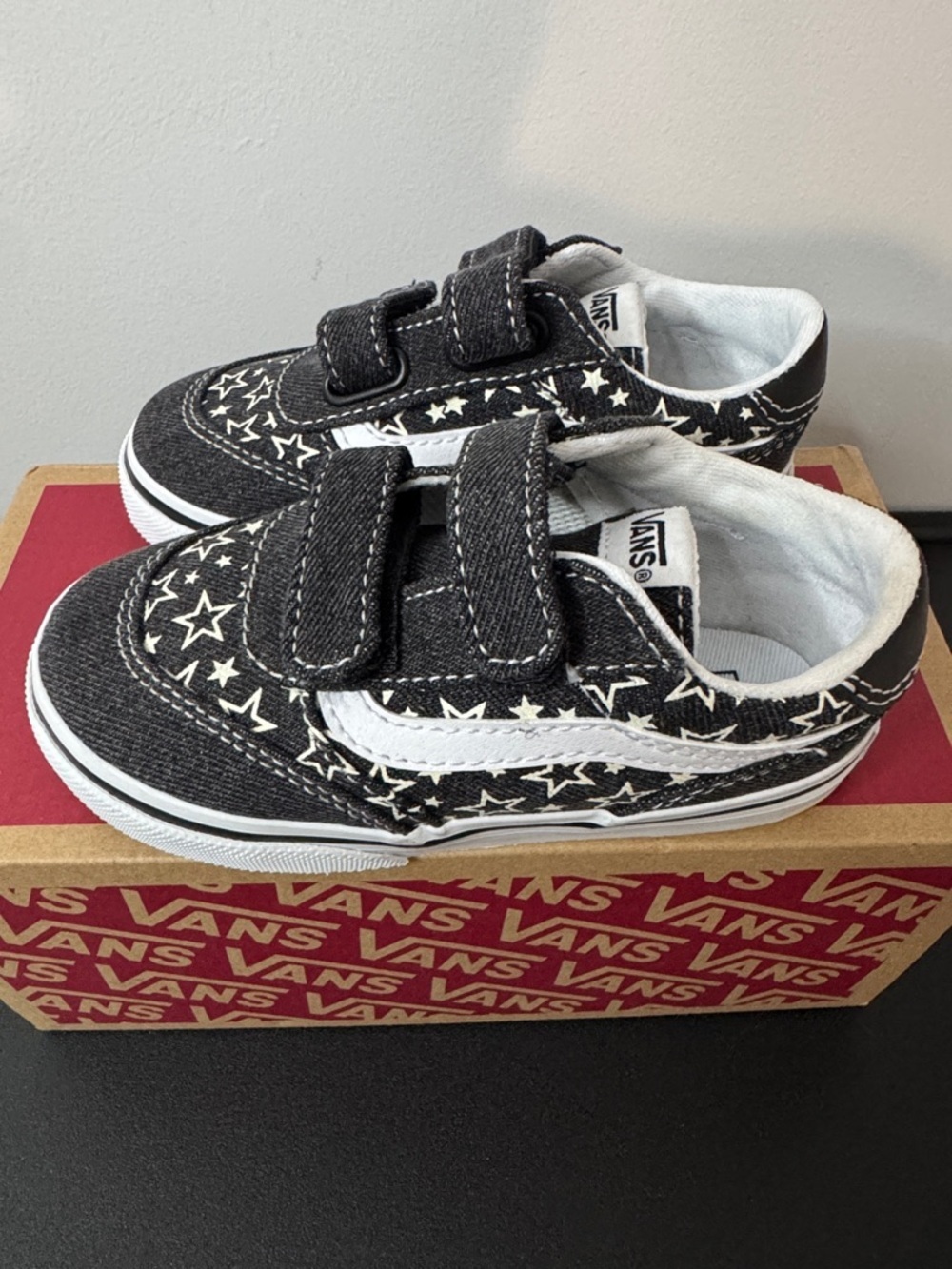 Vans Brooklyn Ls V Stars Black Canvas Velcro Sneakers Toddler Size 8 New NIB - Picture 2 of 11